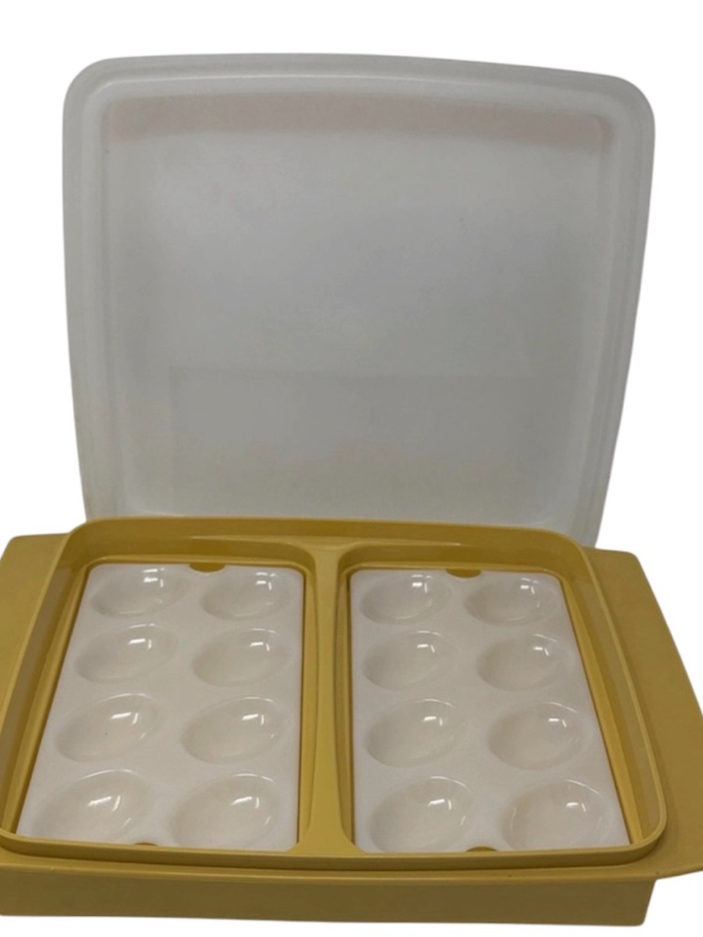 Vintage Tupperware 4-piece Deviled Egg Keeper In Harvest Gold
